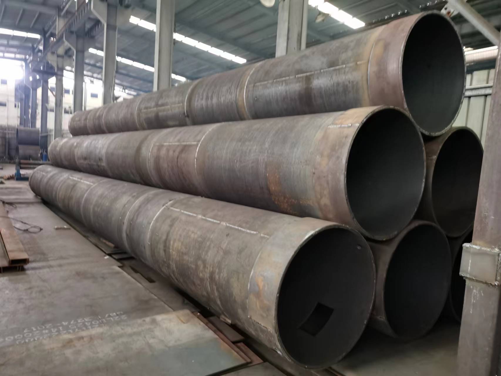 防腐螺旋钢管大口径螺旋钢管焊接钢管镀锌螺旋焊管螺旋钢管钢护筒