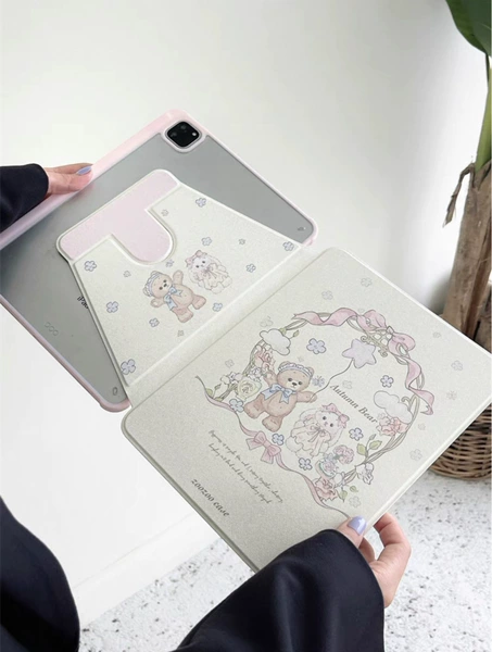 [Rotating Book] Bear Wedding (Pink Shell)