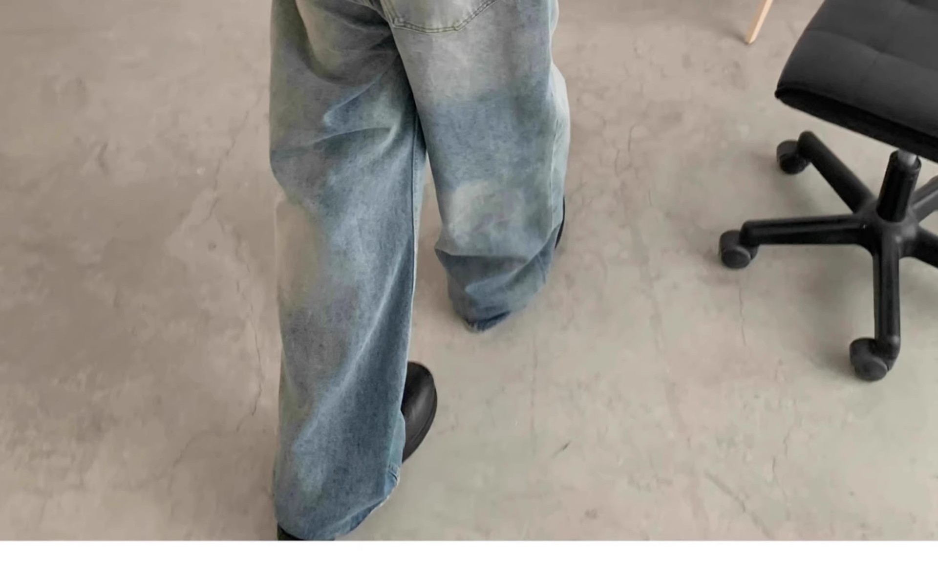 Jeans vintage uomo lavaggio distressed gamba larga stile retro_voghion.com