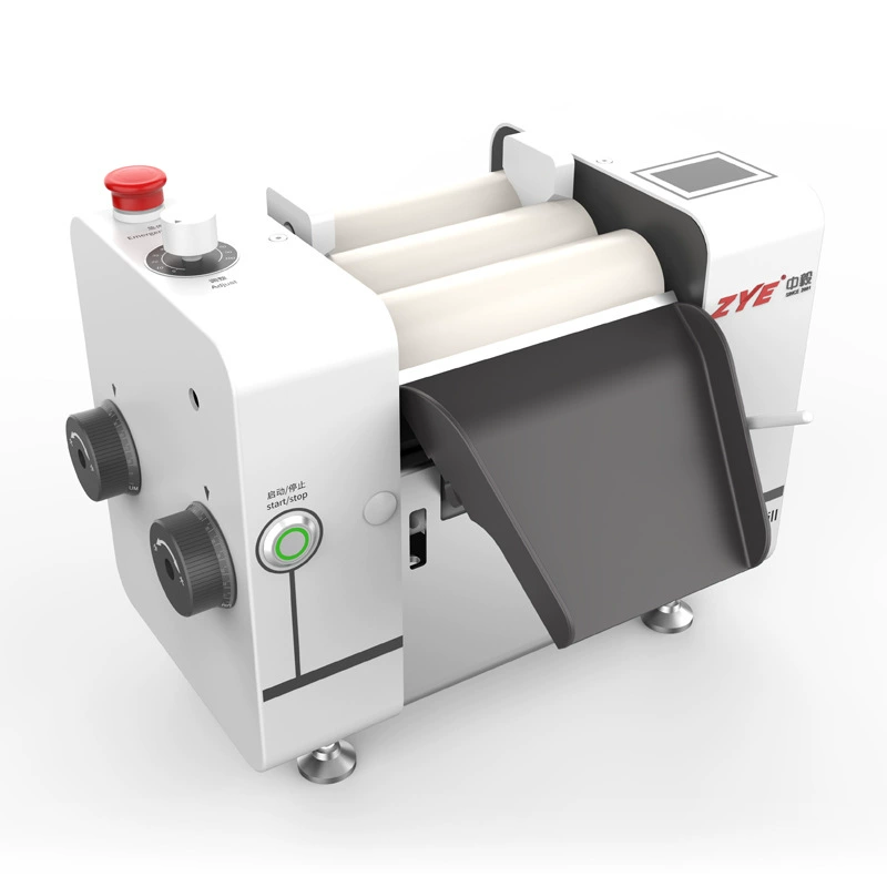 Лабораторный трехвалковый шлифовальный станок маленький 50 белый маленький экран циркония прецизионный трехвалковый станок