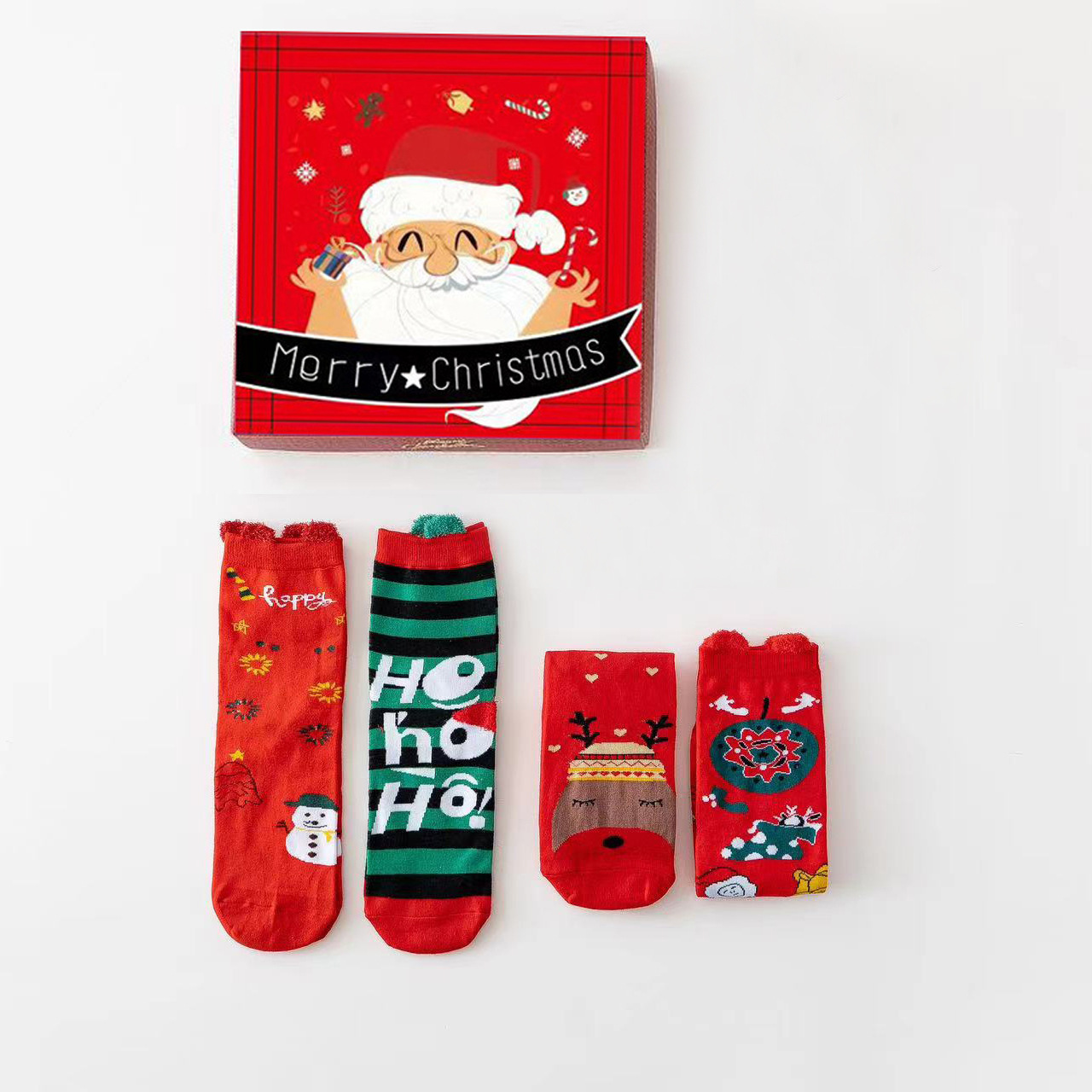 Medias de Navidad transfronterizas caja de regalo otoño y invierno nuevos productos de dibujos animados estereoscópicos lindos calcetines de mediana de mujer mediana medias rojas de Navidad al por mayor