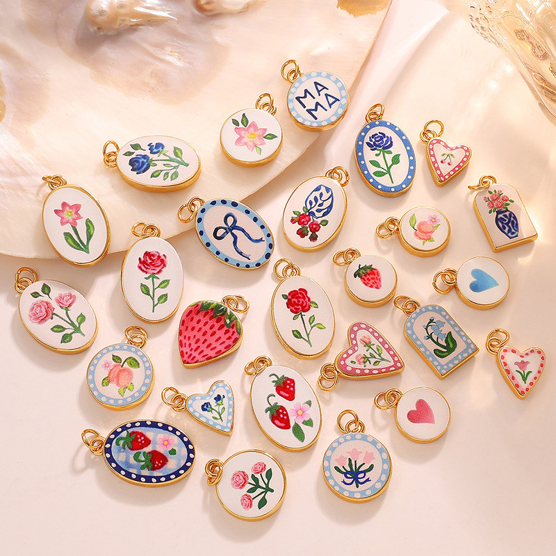 European and American Cross-Border Fashion Enamel Round Pendant Mama Strawberry Heart Shape Exquisite Small Pendant