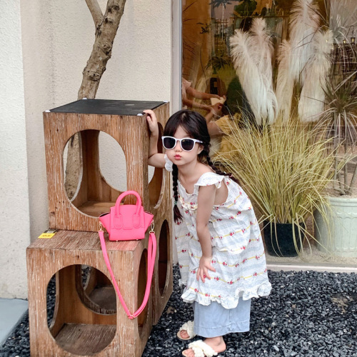 Korean style children's vegetable basket handbag, fashionable girl's mini shoulder bag, stylish little princess accessories, coin purse