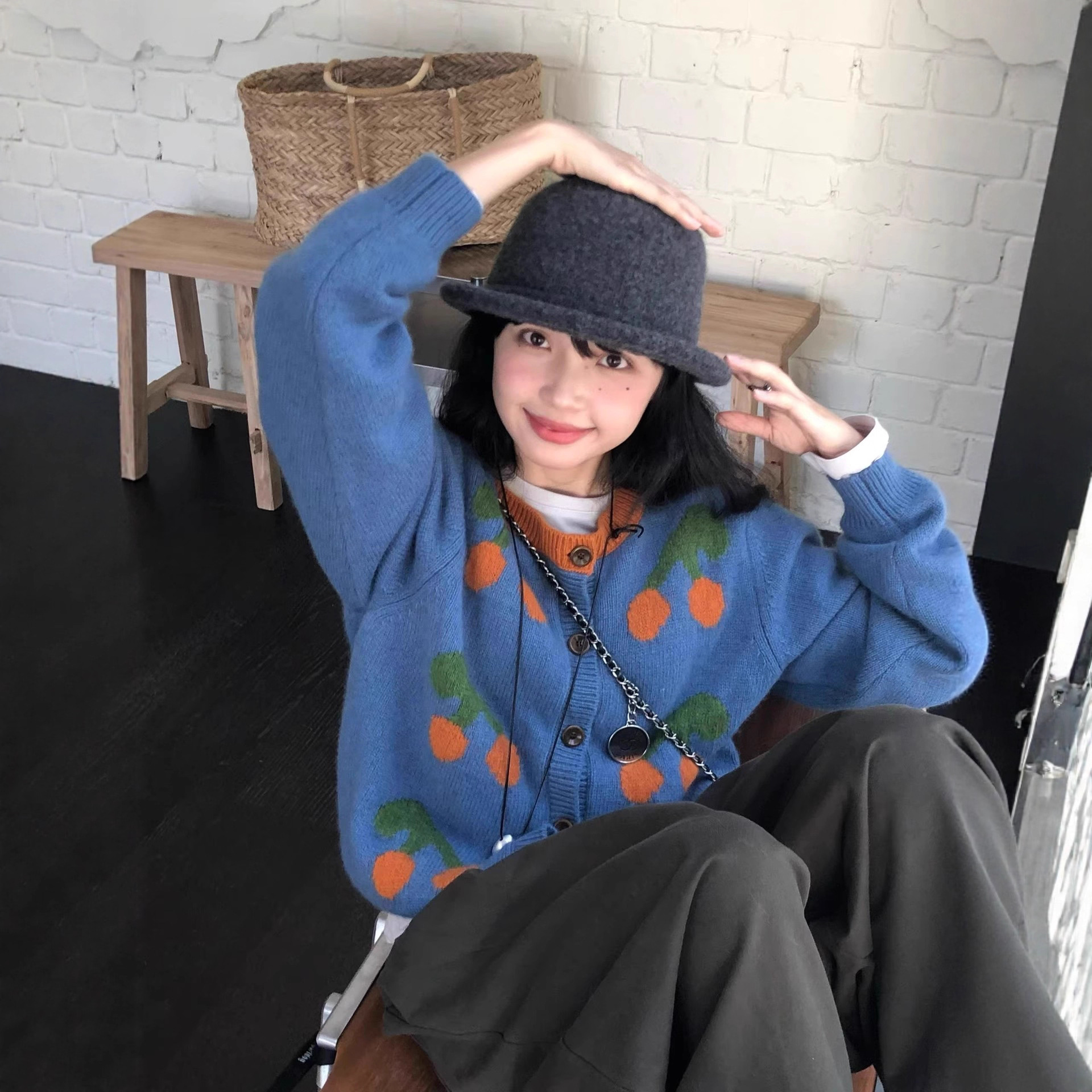 2025新款韩版宽松软糯减龄撞色毛衣学院复古风针织开衫女百搭外套