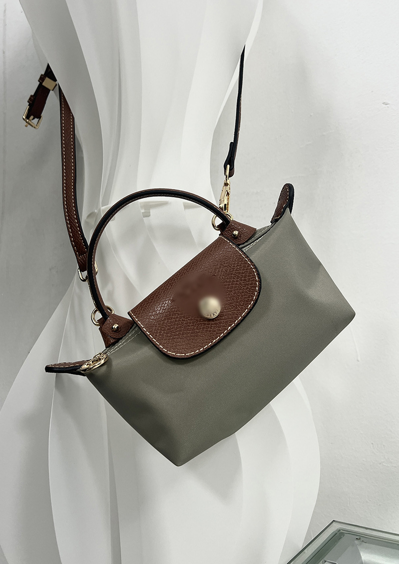 Dove gray (comes with shoulder strap)