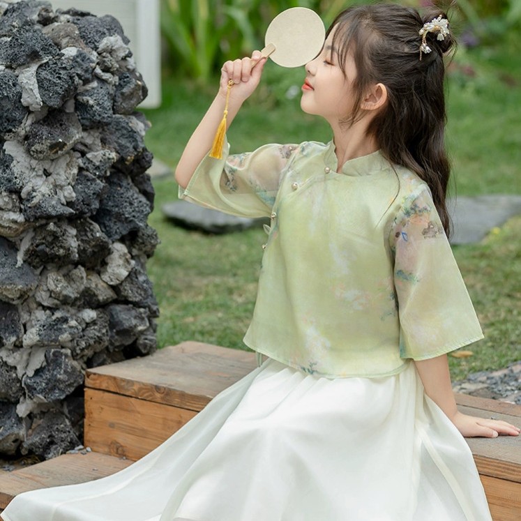 厂家现货女装童装薄纱防晒服衬衫扬州纱欧根纱面料透气薄款色织