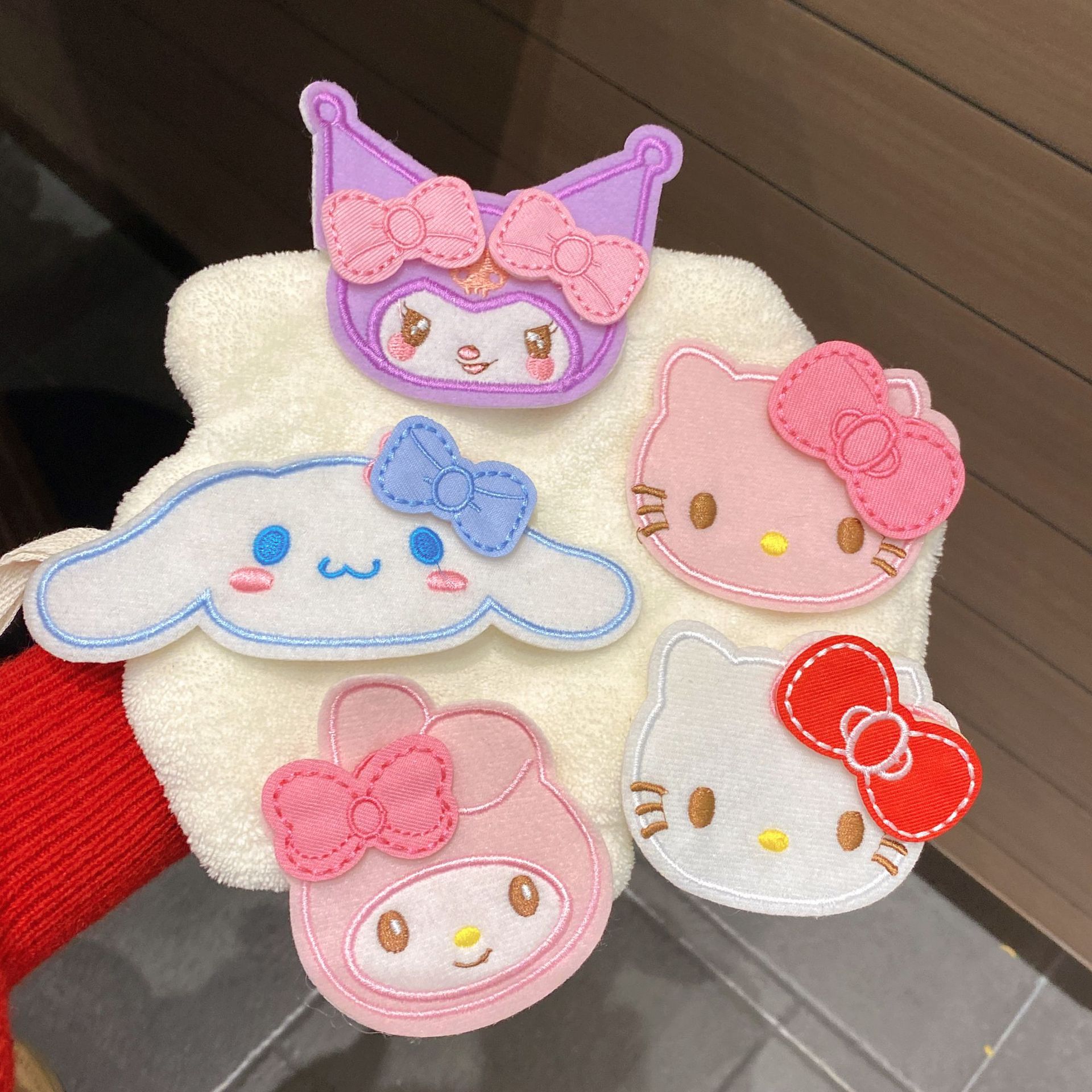 Cartoon cute children's hair accessory, Sanrio large embroidered bangs patch, hair fixer for girls, sweet and versatile headwear
