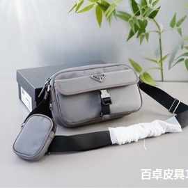 P拉达尼龙小挎包欧美二合一单肩邮差大容量降落伞斜挎包图片实拍