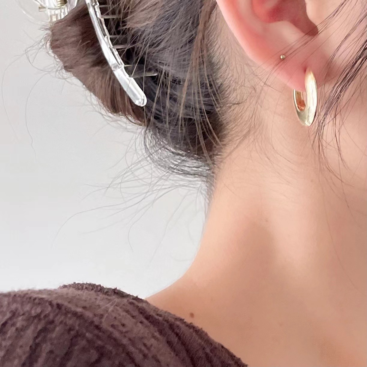 1 Stück 18 Karat Vergoldet 925 Sterling Silber 925 Sterling Silber Ohrringe Einfarbig Ohrringe display picture 2