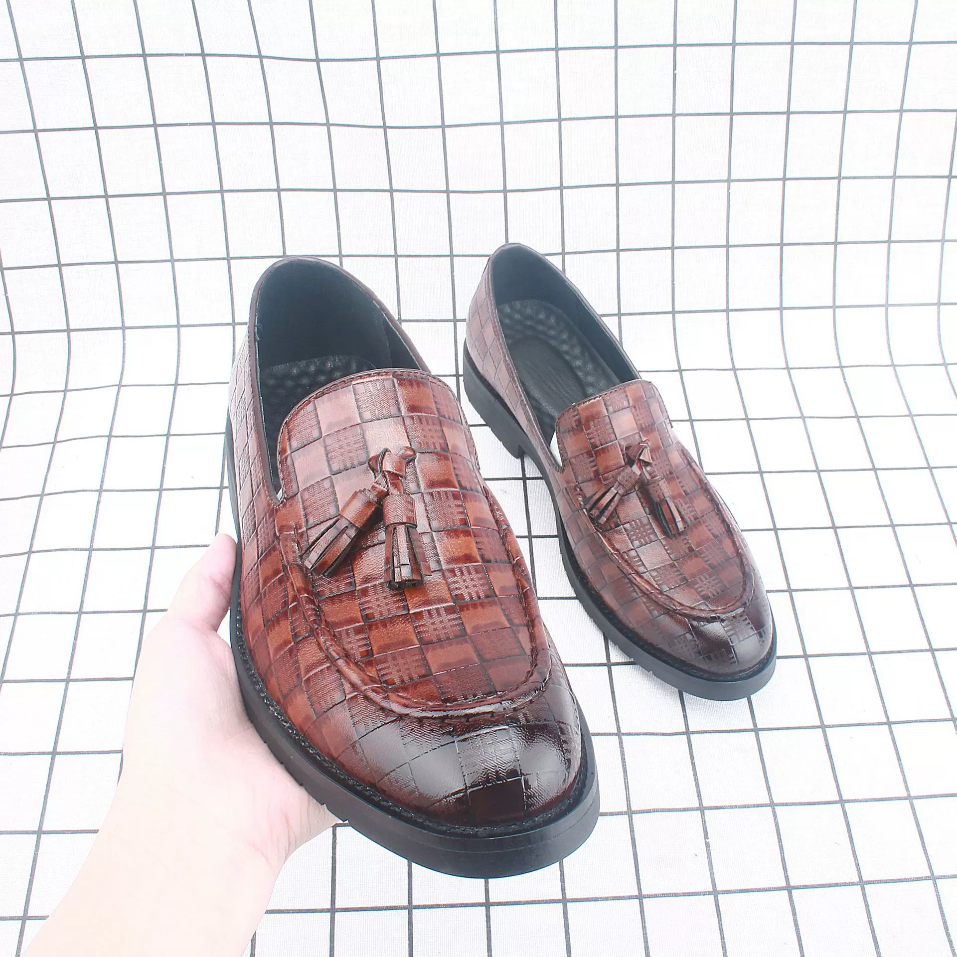 Мужские кожаные туфли большого размера, британский стиль, заостренный носок, для парикмахеров, слипоны, повседневные, деловые, маленькие кожаные туфли 6205