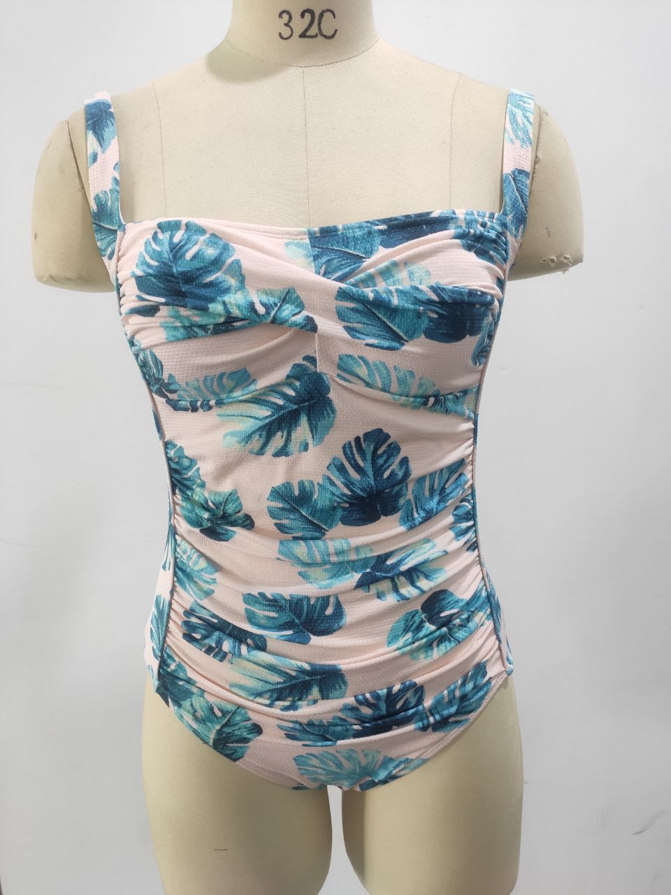 ����ѷ�羳�¿�����Ӿ��Ů �Ը�ӡ����������Ӿ������������Ӿ��