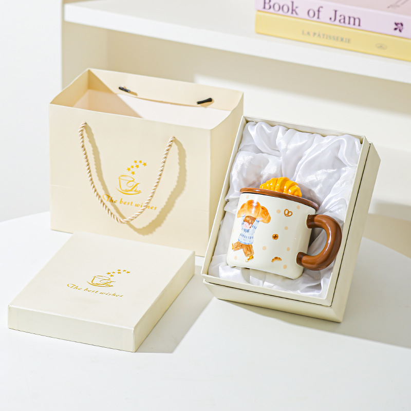 Pan de postre para niños y niñas tazas de cerámica tazas de pareja tazas de agua con tazas lindas cubiertas esmaltadas para dar chicas