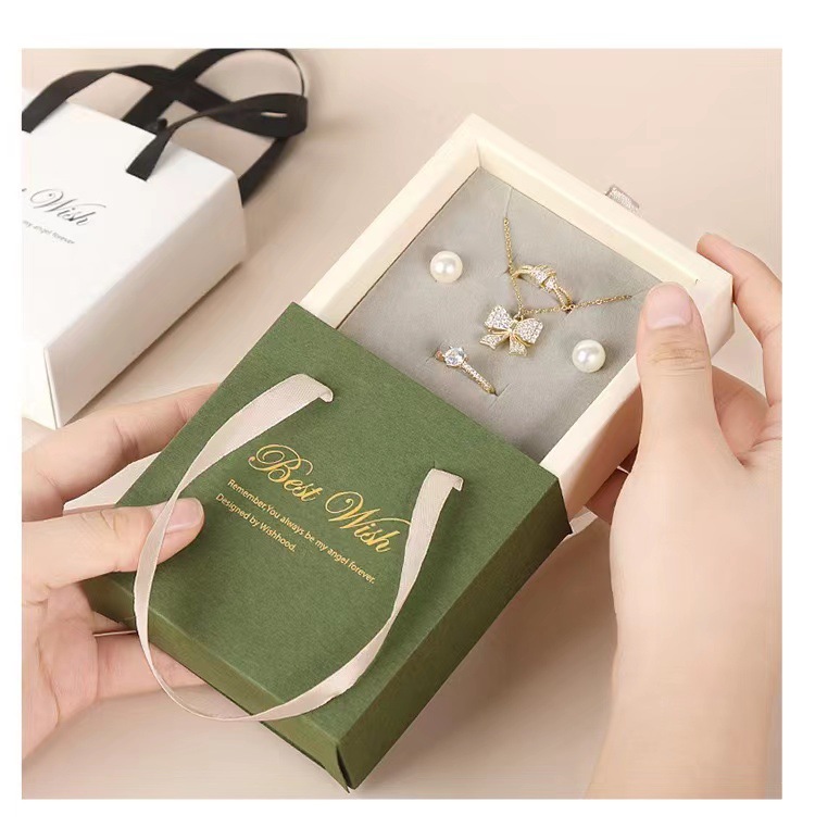 Fashion Letter Paper Jewelry Boxes 1 Piece