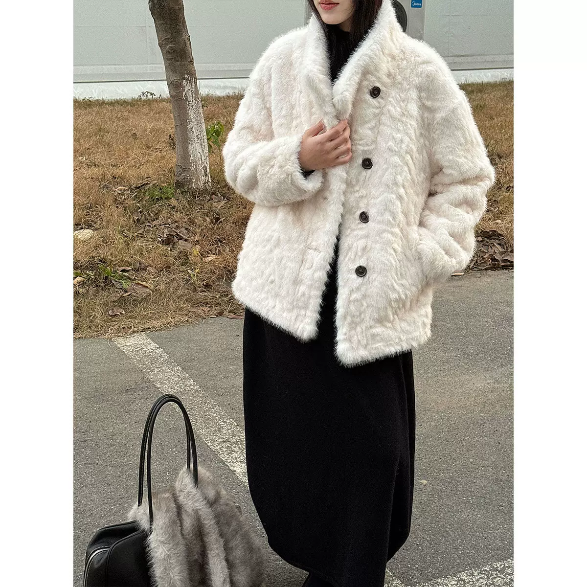 鹿西 立领气质皮毛一体保暖仿皮草女冬季新款厚实毛毛外套52003