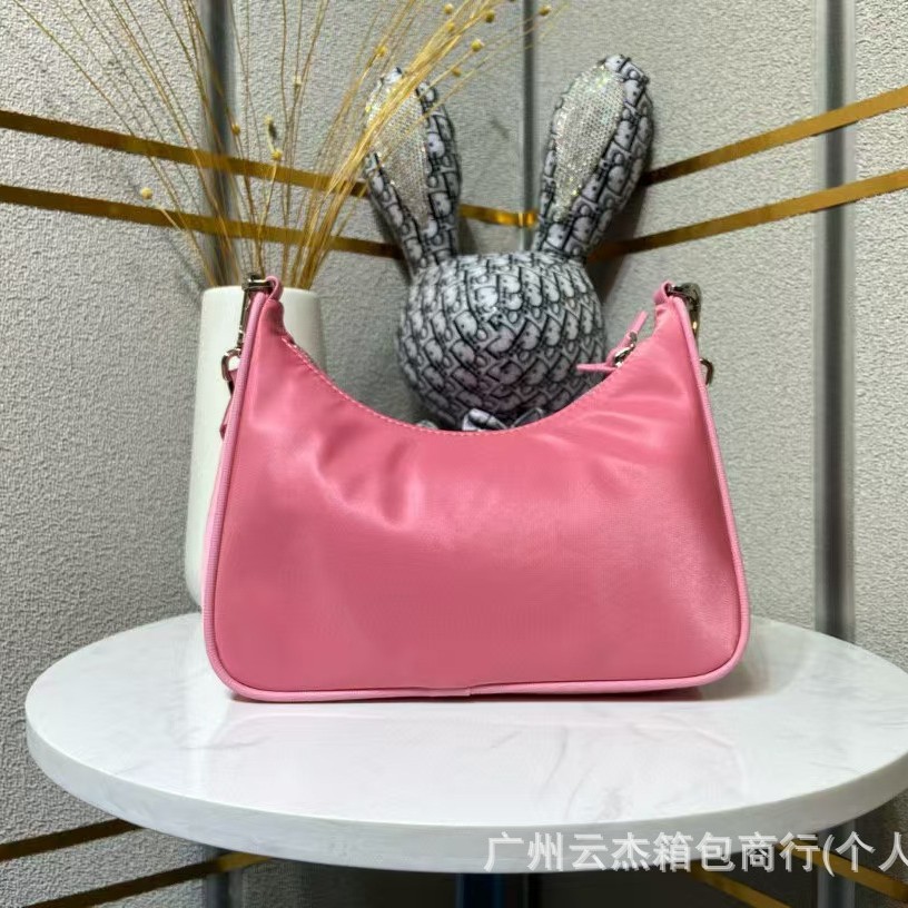 HOBO Champion 2024 otoño nuevo bolso de brazo letras sólidas bolso de moda coronado bolso de hombro bolso de mochila Oxford