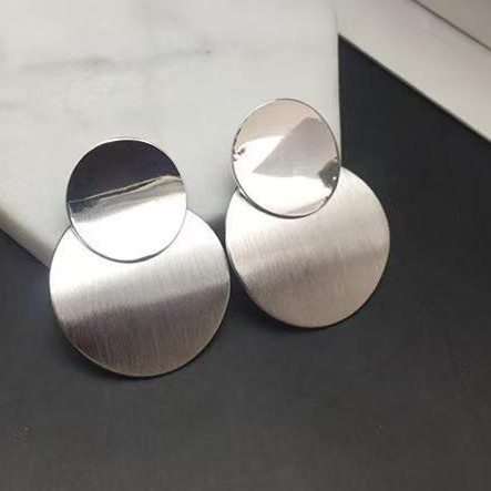 Fashionable universal glossy pendant