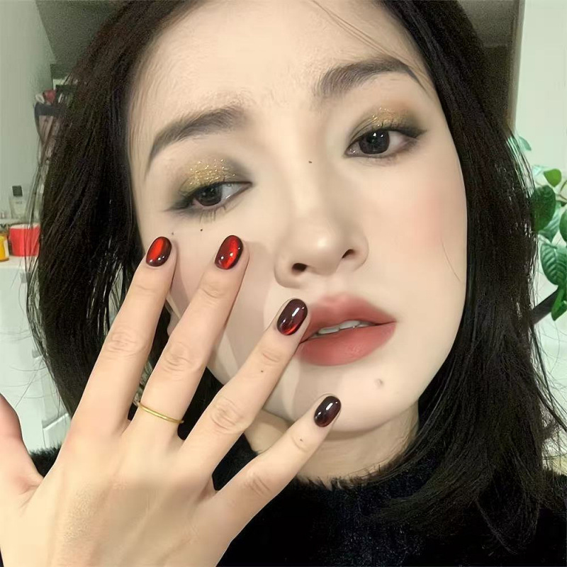 Bridal Style Ankora Red Cat Eye Wearable Nails Short Ins Style Simple Whitening Fake Nails Manicure Pieces High-End