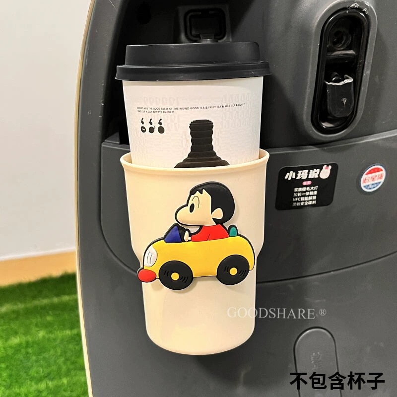 電気自動車ウォーターカップホルダー、パンチフリー、ぶら下げ式、手ぶれ防止、かわいい漫画クレヨンしんちゃんバッテリーカーカップホルダー収納アーティファクト|undefined