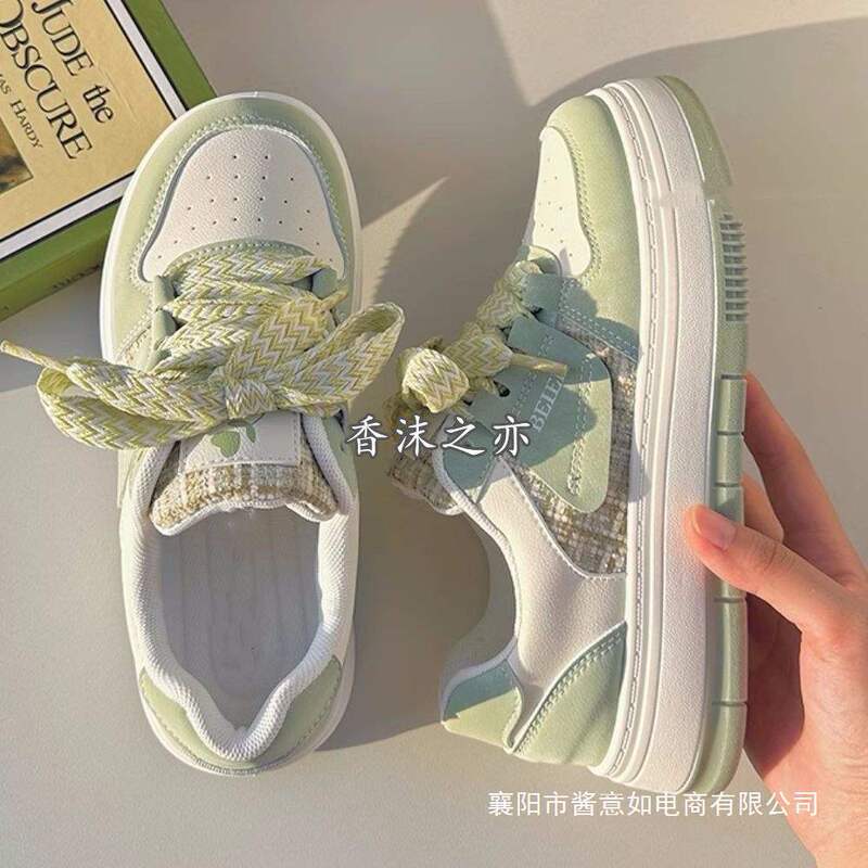 White Shoes for Women, Color Matching, Fashionable Thick-Soled Round-Toe Trendy Niche Original Sneakers for Students, Cute Sports and Leisure Shoes