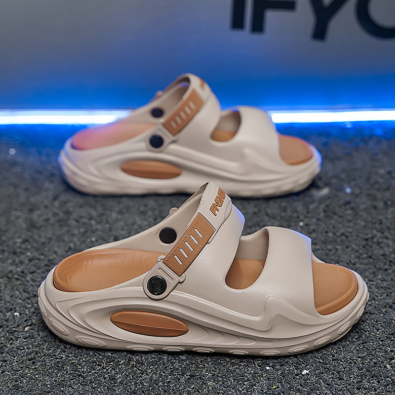 Pantuflas nuevo estilo de verano para hombres, conducción deportiva, sandalias de gran tamaño, suela gruesa, aumento de la sensación antideslizante de pisar heces, chanclas para hombres