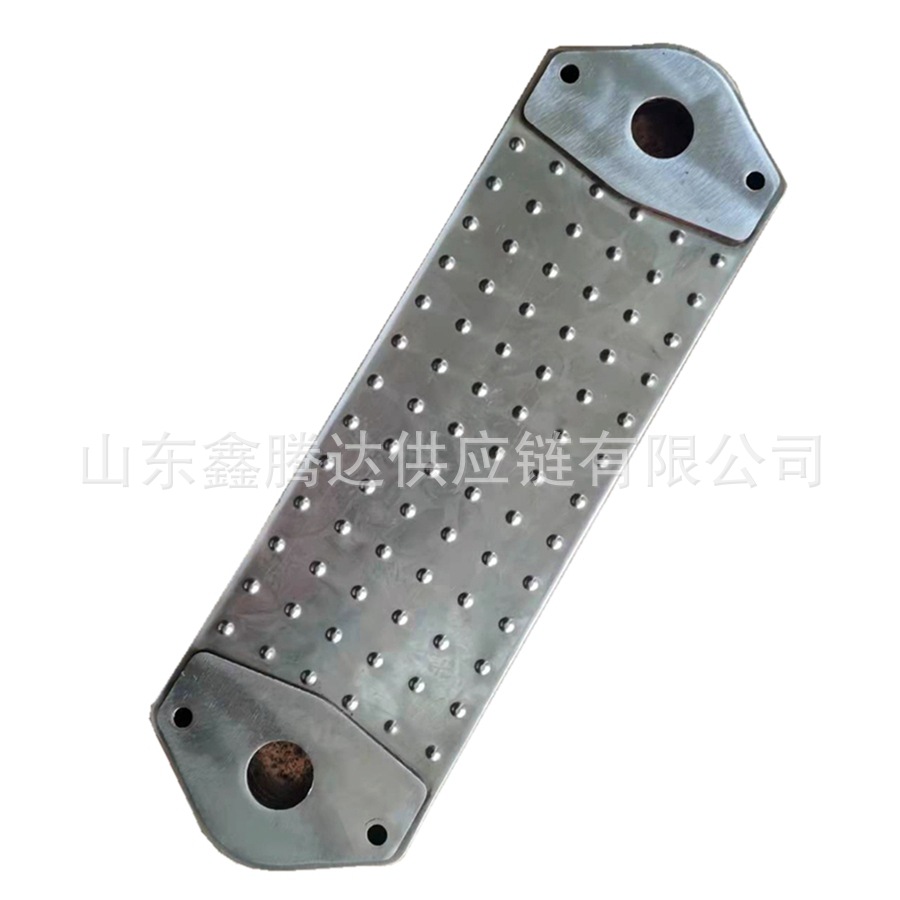 Manufacturer Supplies Car Radiator Oil Cooler 1333183 1543688 Suitable for Heavy Truck