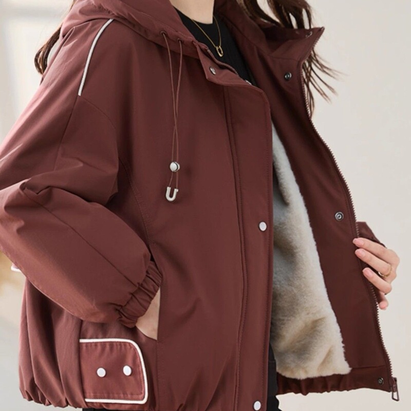 Fleece-Lined Thickened Ancora Red Parka Jacket for Women, Short Style, 2025 Winter New Loose Casual Cotton Coat Trendy Fleece-Lined Thickened Ancora Red Parka Jacket for Women, Short Style, 2025 Winter New Loose Casual Cotton Coat Trendy