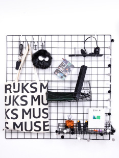 Black Thick Mesh Mesh Photo Wall Hanging Ornaments Iron Mesh Guardrail Shelf Grids Exhibition Display Rack Hanging