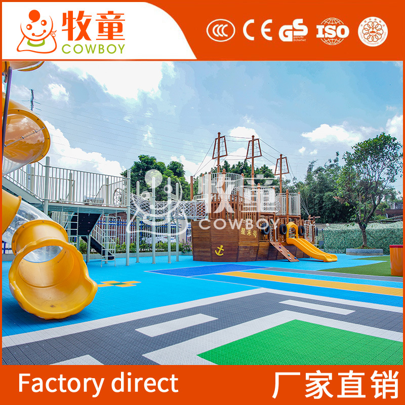 Kindergarten diapositiva giratoria al aire libre combinación translúcida para niños diapositiva grande equipo de diapositivas de atracciones al aire libre