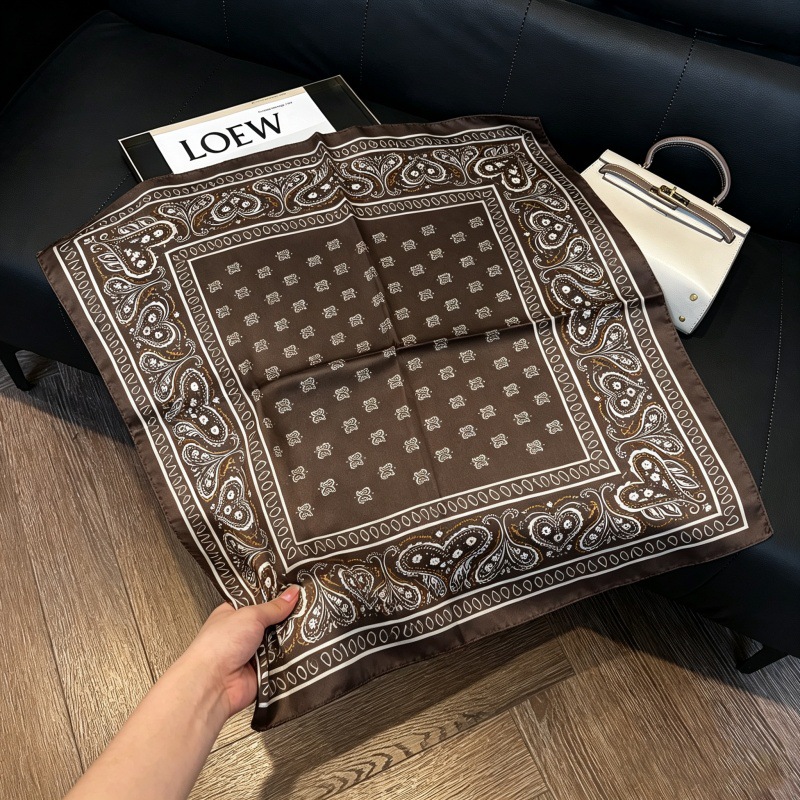 Colección 70*70 nuevo estilo bufanda de seda azul sensación de alta calidad imitación bufanda cuadrada de seda moda todo-fósforo bolsa atada bufanda de pelo