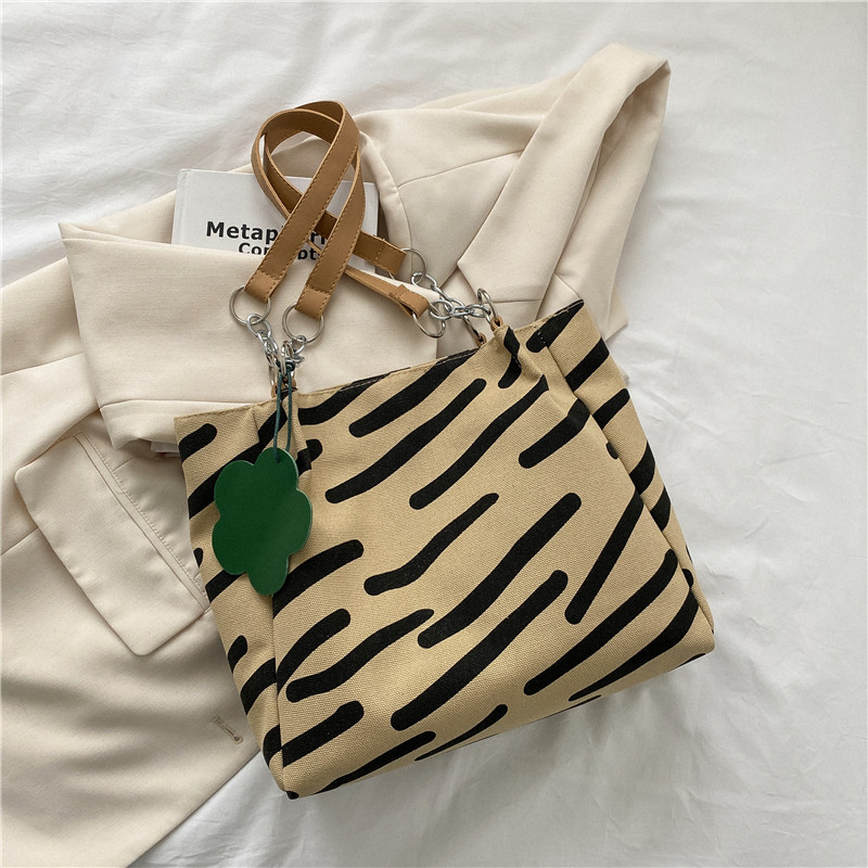 Casual Stripe Canvas Bag Women's 2022 New Fashion Tote Bag Versatile Ins Large Capacity One Shoulder Armpit Bag