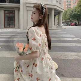 甜美减龄泡泡袖印花显瘦夏季中长款连衣裙女夏小众碎花森系初恋裙