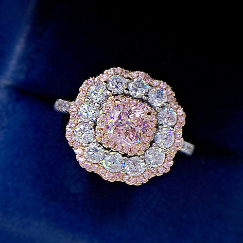 Yellow pink 2 carat main stone radiant yellow diamond gemstone ring for women luxury simulated diamond ring dropshipping