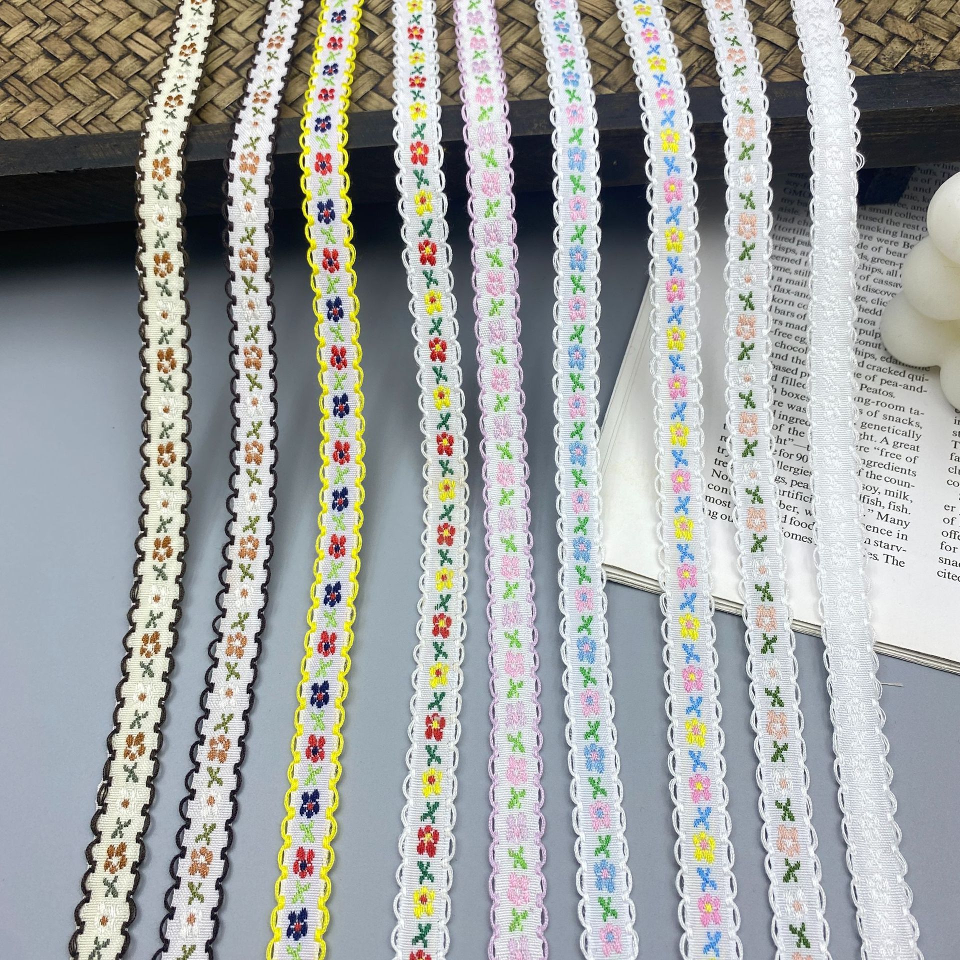 2024 nuevo estilo estilo étnico cinturón jacquard con borde de bloqueo DIY ropa aplicable puños falda sombrero accesorios textiles para el hogar