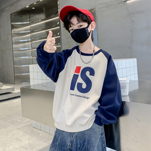 Boys' trendy and handsome casual sweatshirts for middle-aged and older children's spring and autumn single-piece spliced ​​long-sleeved T-shirt tops English pullovers