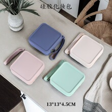 ���y�����������X�����z�����ռ{��Ůʿ���CС�ζ��ƹ��z���y��