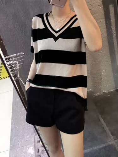 Loose large size casual suit for women's summer, fat Tibetan meat, loose large size short-sleeved shirt, shorts, two-piece set