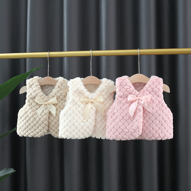 Winter sweater with bow