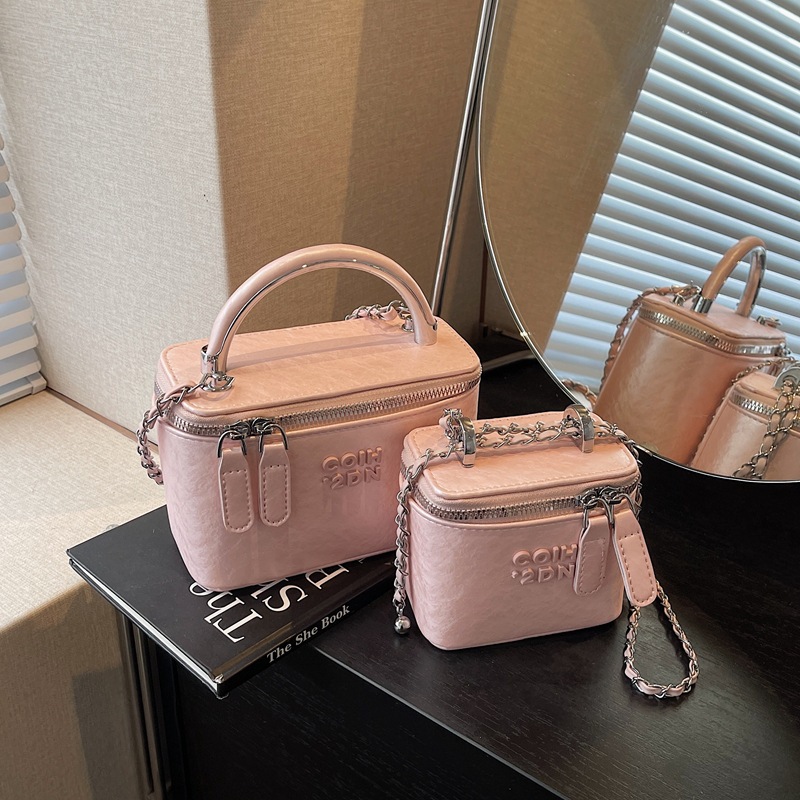 Beliebte Damenhandtasche 2025: Neue, stylische, kastenförmige Mini-Tasche mit Umhängekette und Schulterriemen_voghion.com