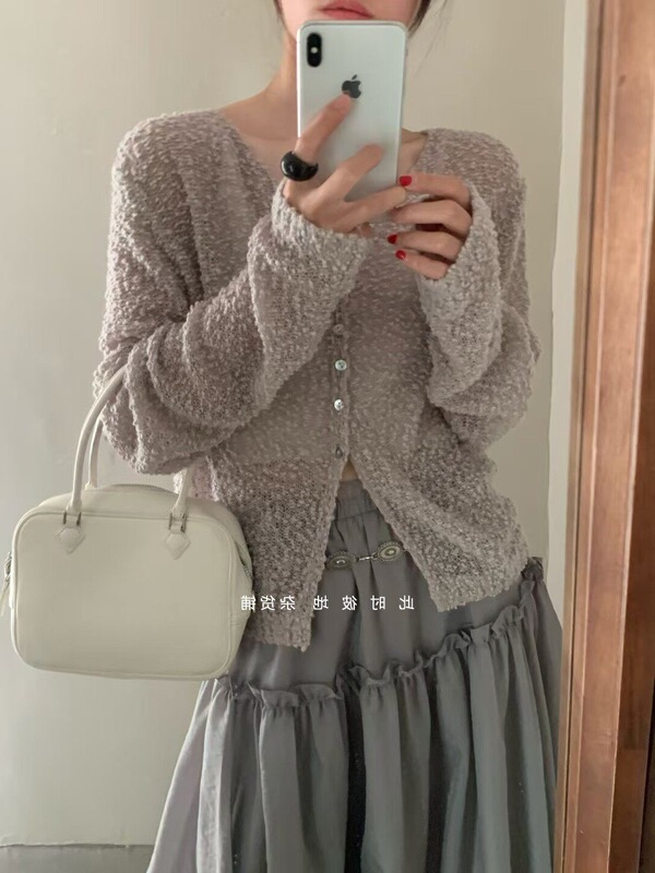 Special Bean Yarn, Soft and Translucent Color Range, Wool Knit Cardigan Special Bean Yarn, Soft and Translucent Color Range, Wool Knit Cardigan