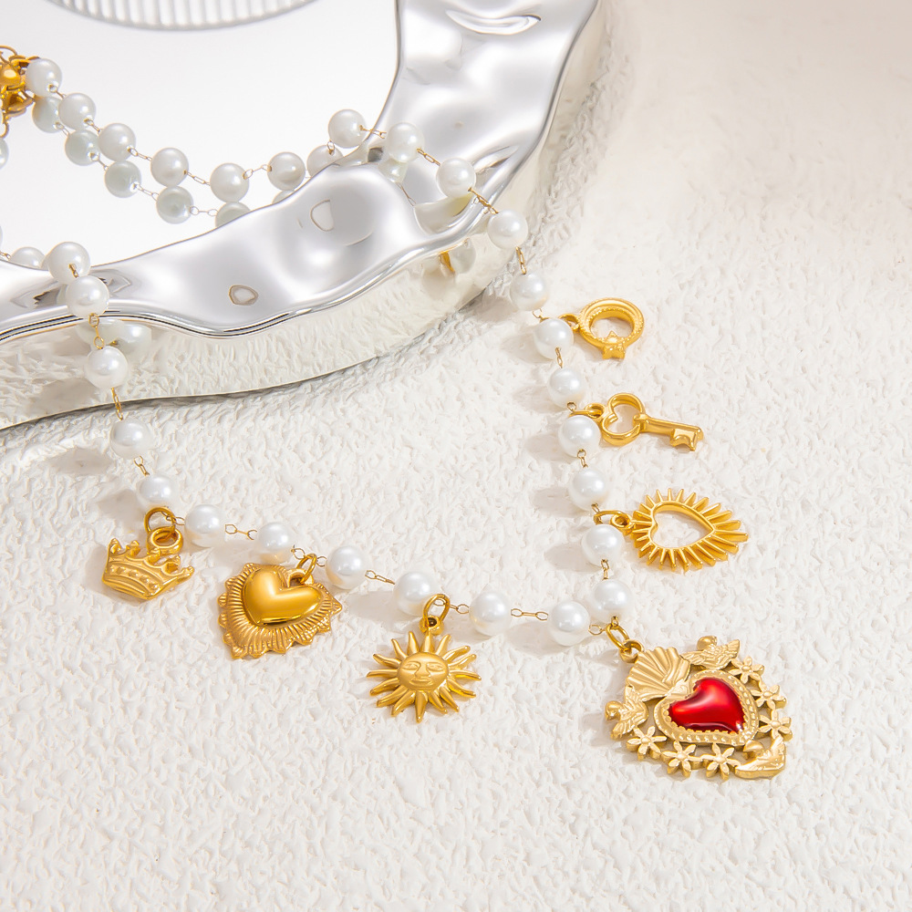 304 Stainless Steel Chain Material Beaded Chain, Paperclip Chain Chain Type 1 Piece Quantity PVD Coated Real Gold Plated 18K Gold Sun Moon Heart Shape Titanium Steel Elegant Waterproof Non Tarnish Titanium Steel Pendant Necklace