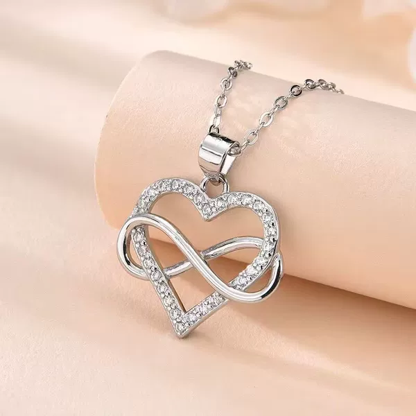 Cross-border love winding unlimited love fashion light luxury elegant simple temperament versatile high-end titanium steel necklace women