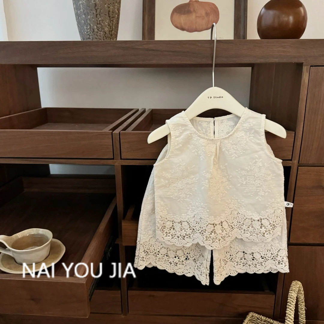 奶油家服饰超美!女宝宝森系重工全刺钩花蕾丝背心阔腿裤洋气套装
