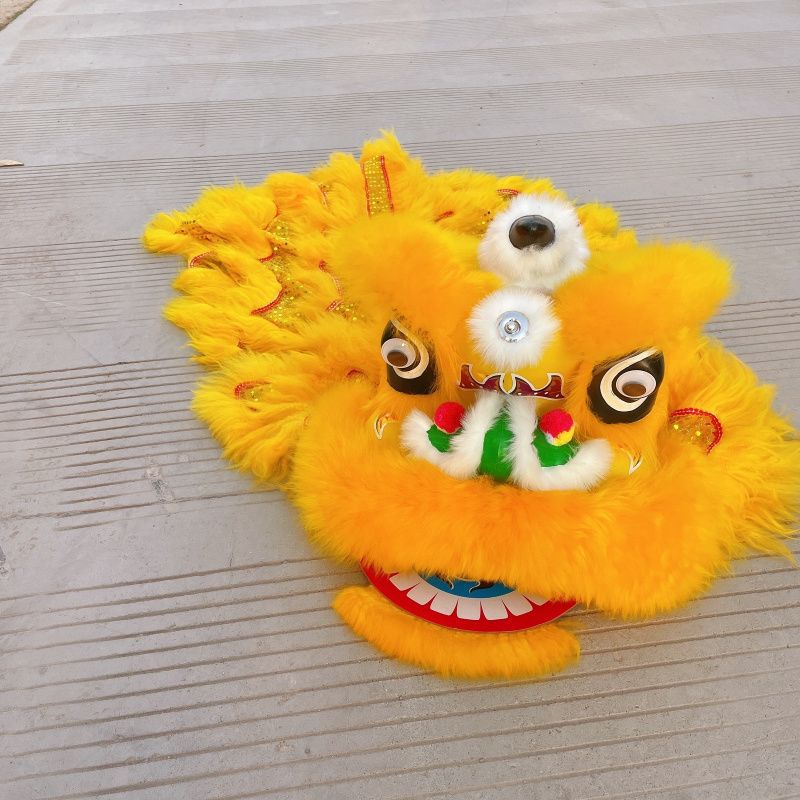 Children's trousers, props, lion