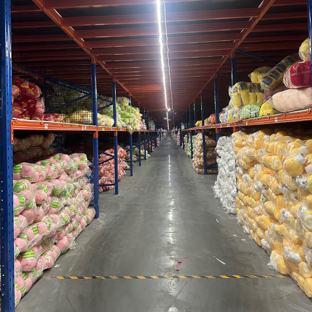 Fábrica directa de juguetes de peluche, cubierta de cuero, cubierta de cuero semiacabada, muñecas sin relleno transfronterizas en el extranjero