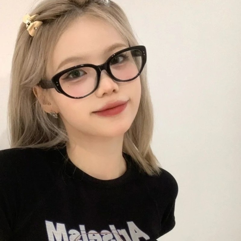 韓国版の雰囲気感の女性の素顔の神器の黒色の太い辺の平光の鏡の赤い本の猫の目の近視のメガネは度数を配合することができます。|undefined