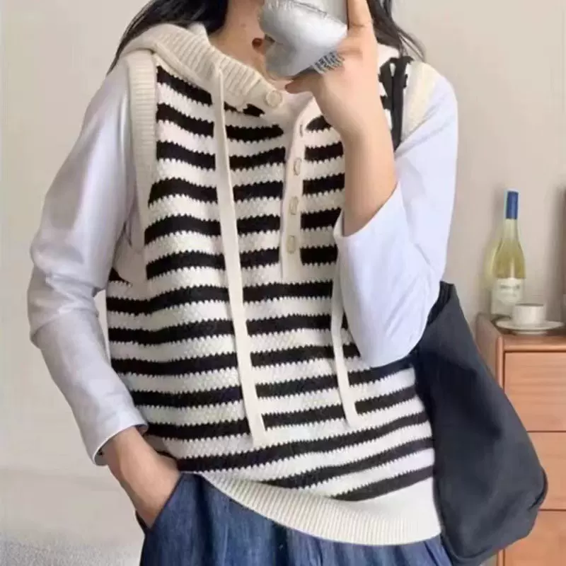 跨境新款条纹抽绳连帽单排扣宽松叠穿针织马甲无袖针织衫外套女