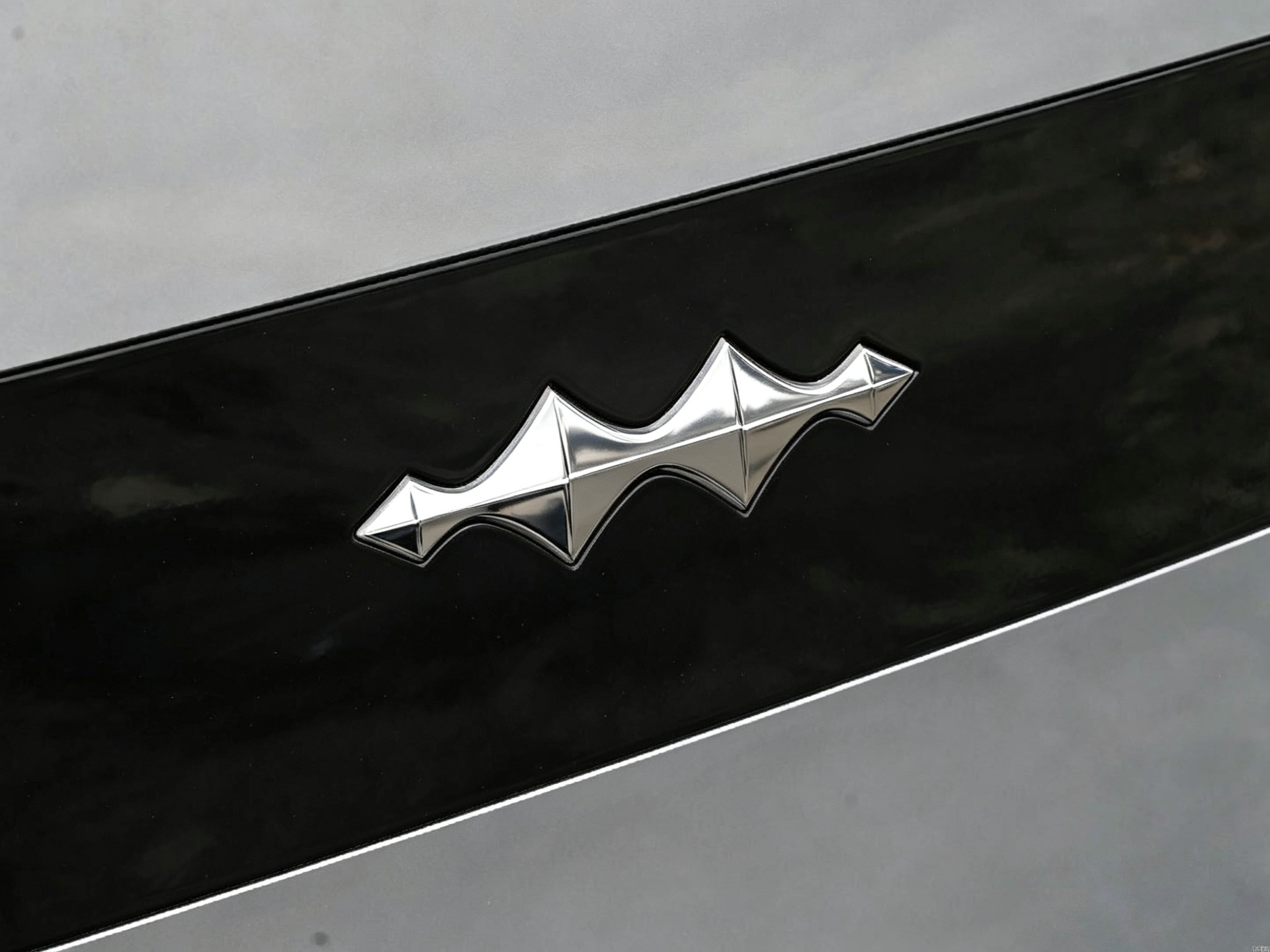 Suitable for BYD Fangchengbao Titanium 7/Titanium 3 Leopard 5 personalized car logo base modification, covers the metal, non-destructive installation