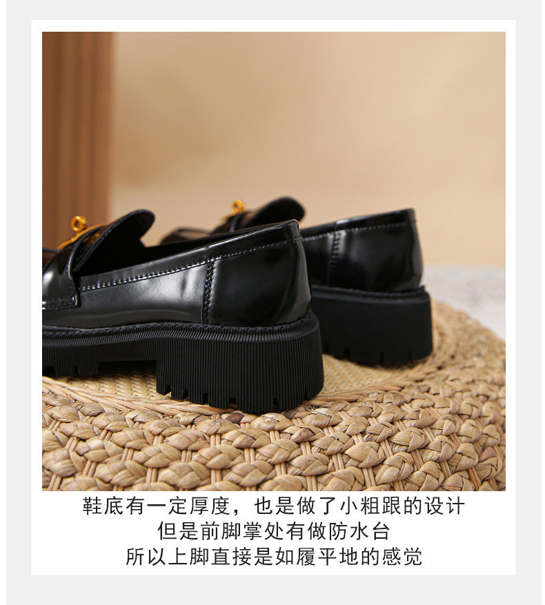 Giày lười nữ da mềm mũi tròn đế dày khóa vàng gót vuông 3–5 cm — Màu đen chi tiết 14
