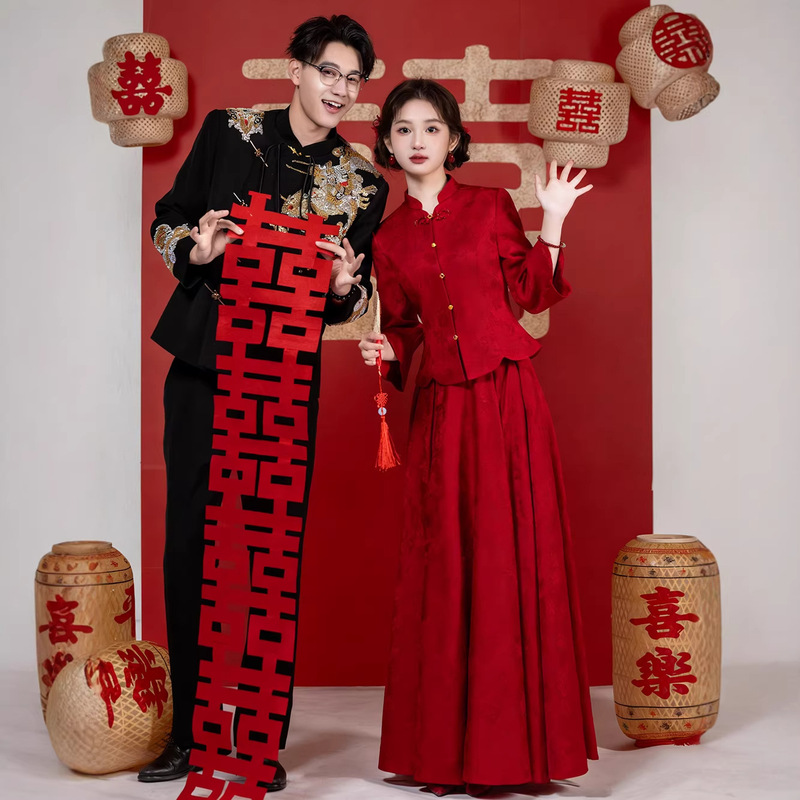 New Chinese-Style Red Wedding Dress 2026 New Model Bride Engagement Dress Wedding Day Casual Dress Homecoming Dress Set for Women New Chinese-Style Red Wedding Dress 2026 New Model Bride Engagement Dress Wedding Day Casual Dress Homecoming Dress Set for Women