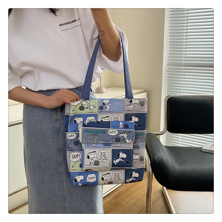 Cartoon shoulder bag